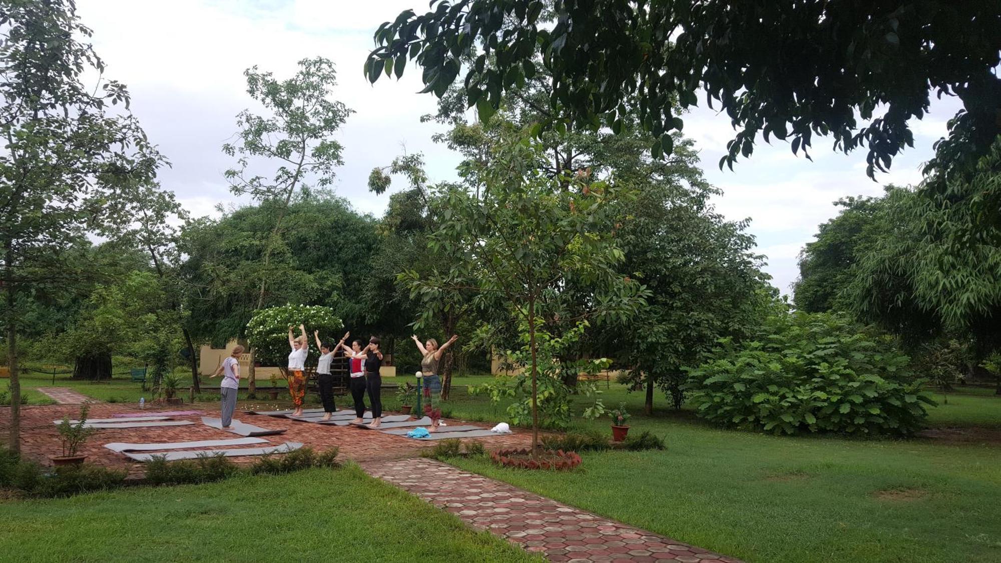 Lumbini Buddha Garden Resort Exterior foto