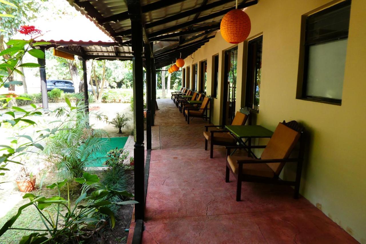 Lumbini Buddha Garden Resort Exterior foto